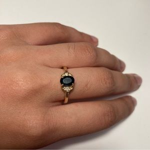 VINTAGE SOLID GOLD DIAMOND RING